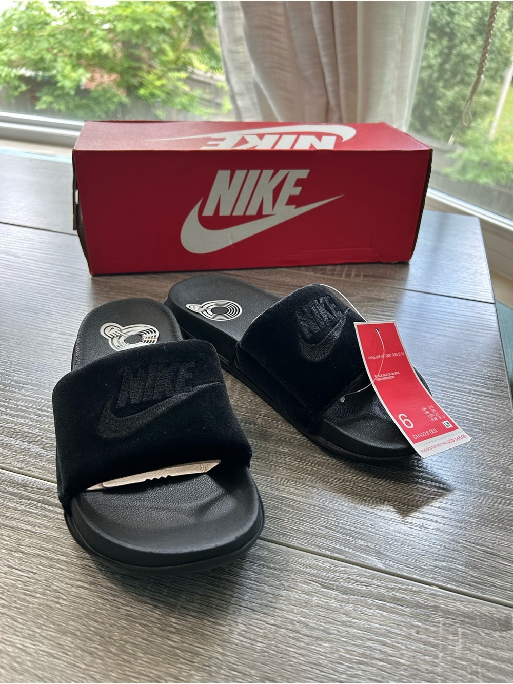 Nike Black Offcourt Slide SE - Women's